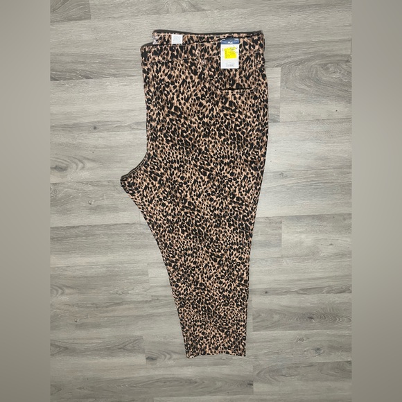 Terra & Sky Animal Print Straight Leg Waist Tan/black Pants NWT - Picture 2 of 8